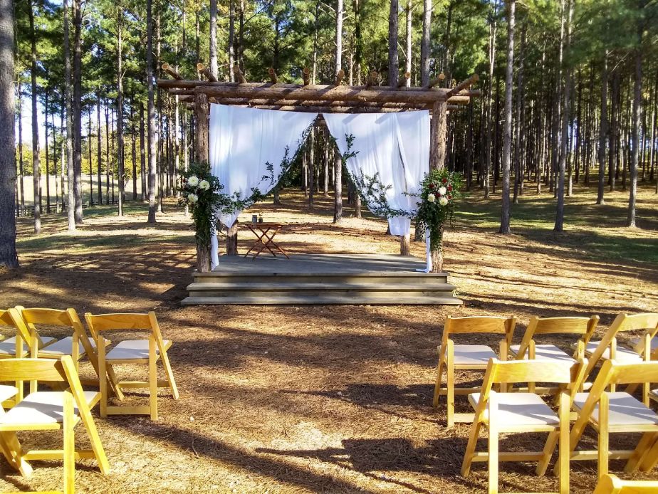 20 the pines ceremony area sandy creek events center tennessee wedding venues