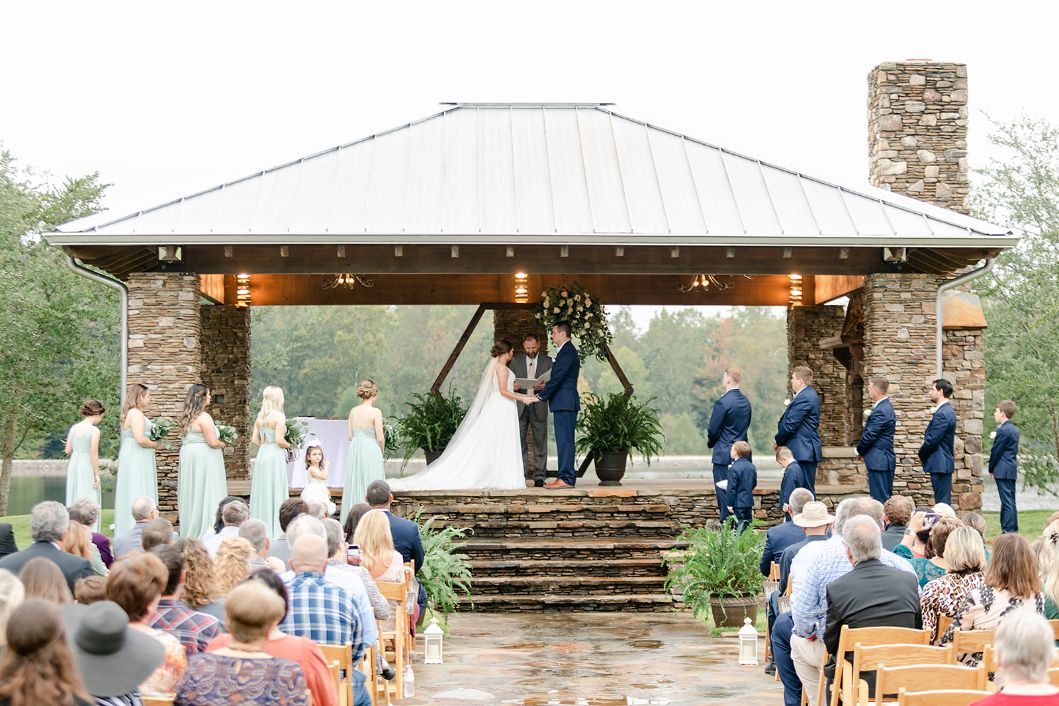 Island wedding using SCF arch1sandy creek farms springville tn wedding venue sandy creek farms